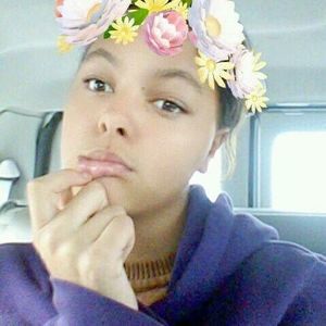 Meet your Posher, Angelica